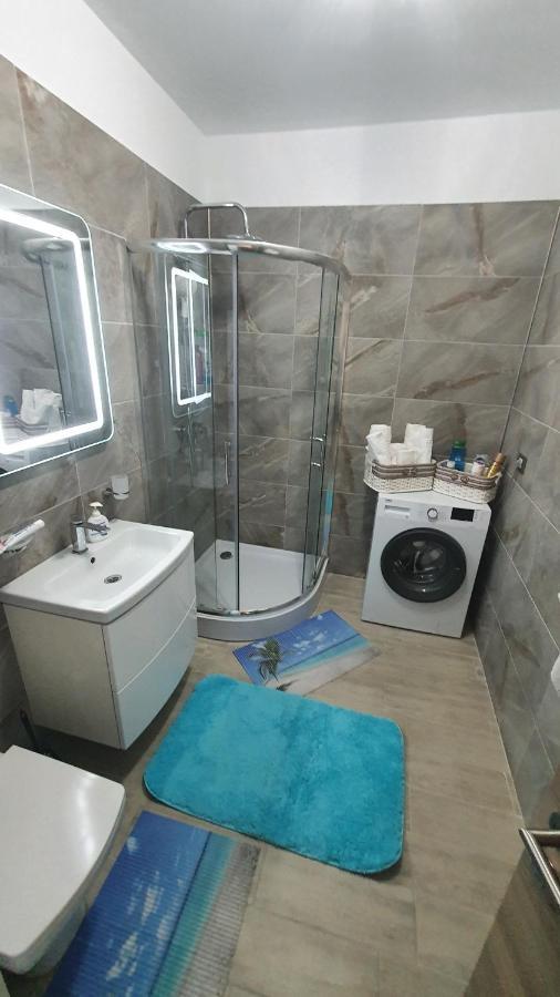 Apartmán Red.96 Năvodari Exteriér fotografie
